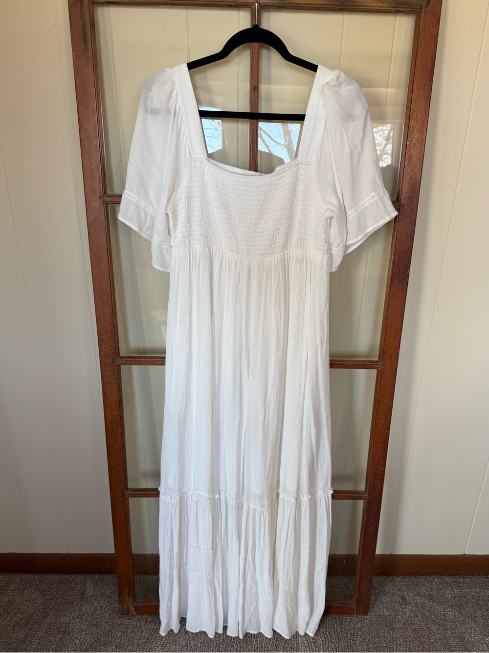 Listicle NWOT White Smocked Square Neck Tiered Maxi Dress Boho Bridal - Medium - Picture 4 of 8
